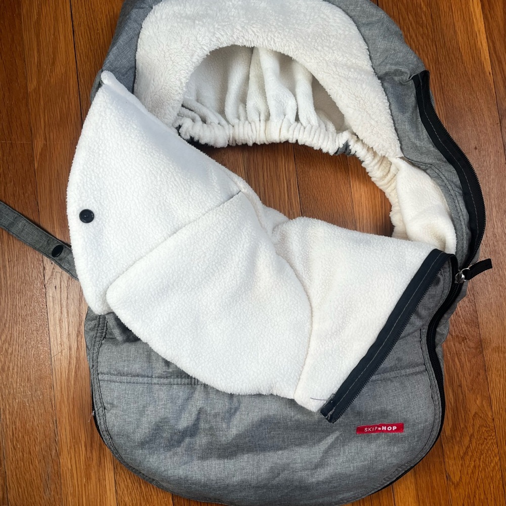 Skip Hop Gray and Cream Kids Stroller Cover